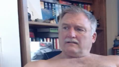 Snapshot of exhibpeacock123 chatting on 11/26/25, 10:05 exhibpeacock123 online show from 11/26/25, 10:05