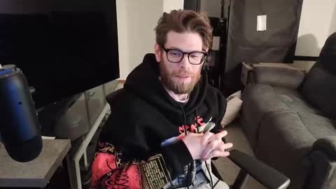 Snapshot of exia425 chatting on 02/14/26, 07:38 exia425 online show from 02/14/26, 07:38