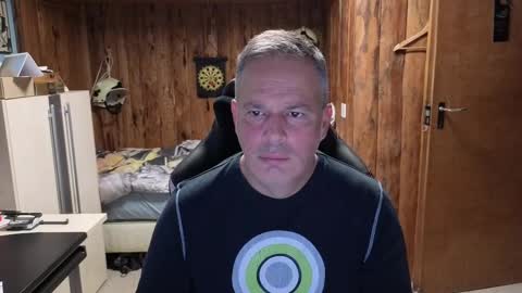 Snapshot of exibe1219 chatting on 12/29/24, 01:38 exibe1219 online show from 12/29/24, 01:38