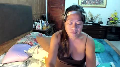 voloptous mommy angel online show from 12/16/24, 02:57