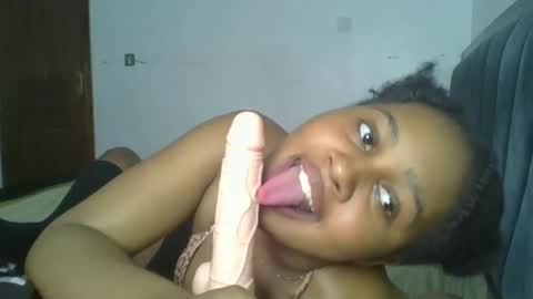 Snapshot of exotic_cutiee chatting on 05/07/26, 10:59 exotic_cutiee online show from 05/07/26, 10:59