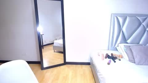 exotic_karmella online show from 12/11/24, 08:50