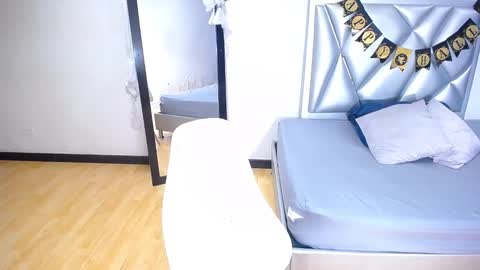 exotic_karmella online show from 10/22/25, 08:41