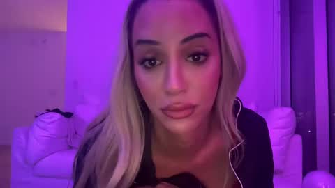 Snapshot of exoticcbabyy chatting on 09/30/25, 05:01 exoticcbabyy online show from 09/30/25, 05:01