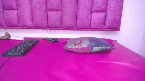 Snapshot of exoticdollxxx chatting on 01/12/25, 10:23 ExoticDollXXX online show from 01/12/25, 10:23