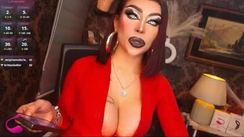 Snapshot of exoticmaria chatting on 10/02/25, 07:04 MARIA online show from 10/02/25, 07:04