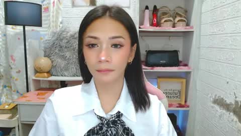 exotictssavie online show from 05/26/26, 11:39