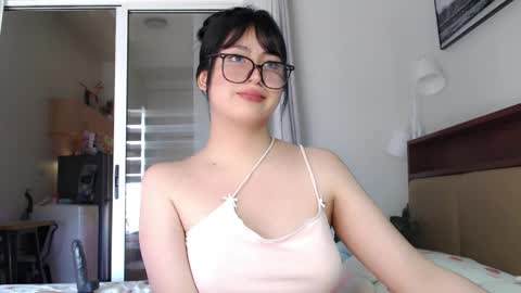 Snapshot of expensive_candyx chatting on 04/09/26, 05:29 Candy online show from 04/09/26, 05:29