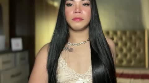 Snapshot of expensive_mistress chatting on 03/25/26, 11:05 Chris online show from 03/25/26, 11:05