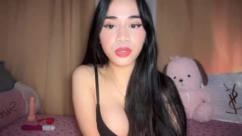 Snapshot of expensivets_chloe chatting on 01/05/26, 07:50 chloee online show from 01/05/26, 07:50