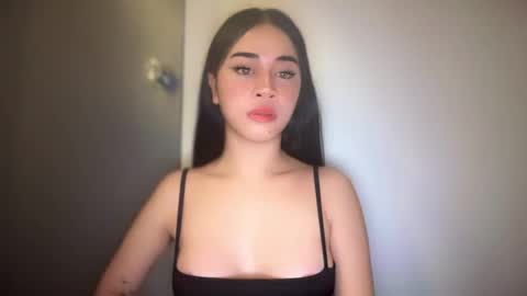 Snapshot of expensivets_chloe chatting on 03/02/26, 07:09 chloee online show from 03/02/26, 07:09