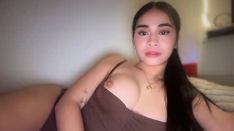 Snapshot of expensivets_chloe chatting on 03/03/26, 04:24 chloee online show from 03/03/26, 04:24