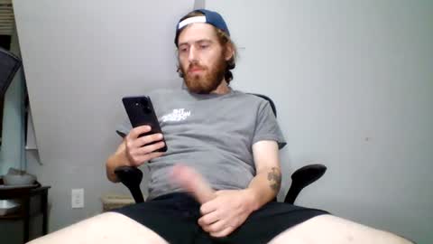 Snapshot of explosive_andyy chatting on 06/27/26, 03:11 Explosivee andyy online show from 06/27/26, 03:11