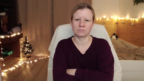 Crystal online show from 12/31/24, 03:45