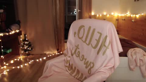 Crystal online show from 01/03/25, 11:33