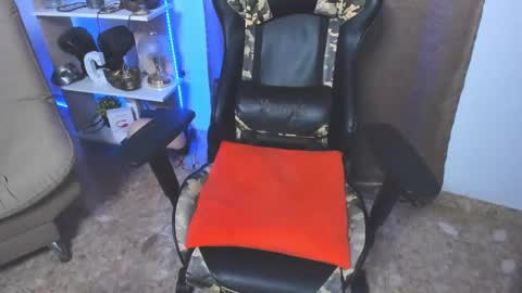 GABRIEL online show from 02/19/25, 01:40