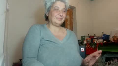 Snapshot of exquisitemature chatting on 01/16/25, 12:12 ExquisiteMature online show from 01/16/25, 12:12