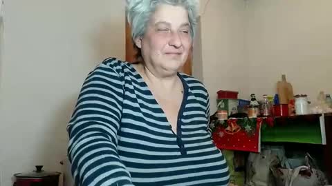 Snapshot of exquisitemature chatting on 01/25/25, 02:37 ExquisiteMature online show from 01/25/25, 02:37