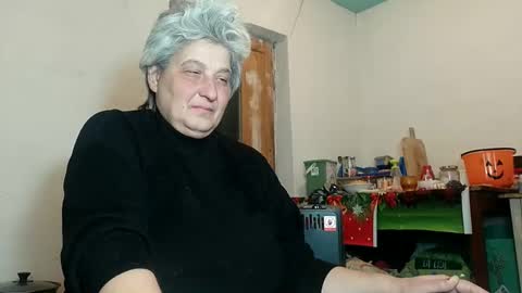 Snapshot of exquisitemature chatting on 02/19/25, 07:27 ExquisiteMature online show from 02/19/25, 07:27