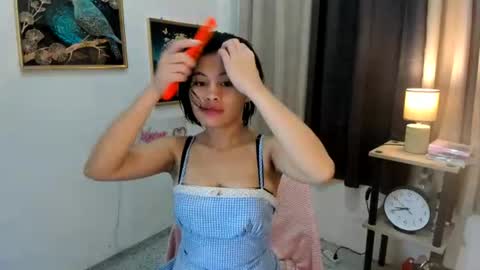 Snapshot of exquisiteruffa chatting on 06/15/26, 07:38 ruffa online show from 06/15/26, 07:38