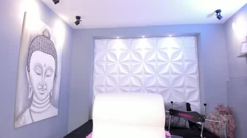 Nina online show from 03/13/26, 02:12