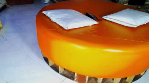 Snapshot of extrangers chatting on 01/25/25, 11:55 extrangers online show from 01/25/25, 11:55