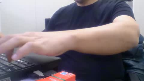 Snapshot of extrex2 chatting on 02/26/26, 06:34 derssing online show from 02/26/26, 06:34