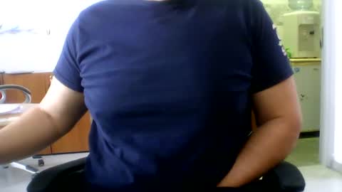 Snapshot of extrex2 chatting on 03/12/26, 09:26 derssing online show from 03/12/26, 09:26