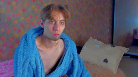 exxry online show from 12/01/25, 12:32