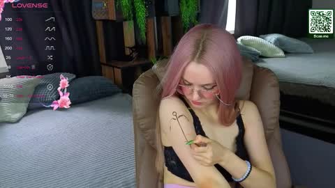 Snapshot of exxxcore_ chatting on 10/14/25, 05:52 exxxcore_ online show from 10/14/25, 05:52