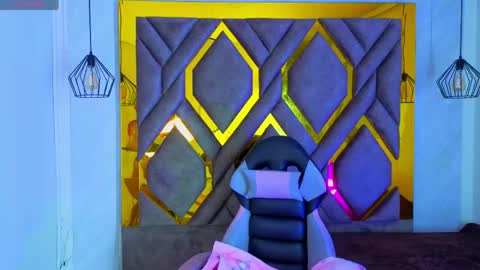   online show from 05/06/26, 12:10