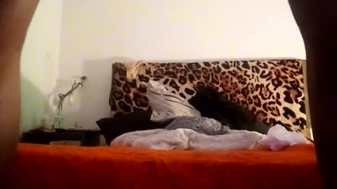 Snapshot of eyelyke2kream chatting on 01/11/25, 06:23 eyelyke2kream online show from 01/11/25, 06:23