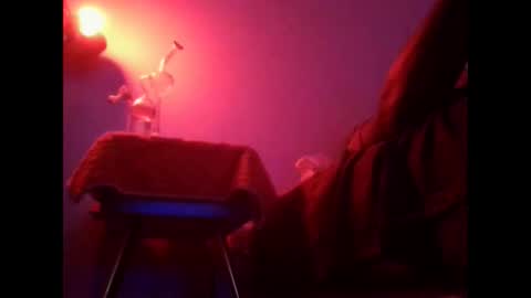 Snapshot of eyelyke2kream chatting on 03/12/26, 11:33 eyelyke2kream online show from 03/12/26, 11:33