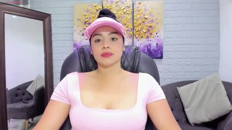      online show from 12/22/25, 07:33