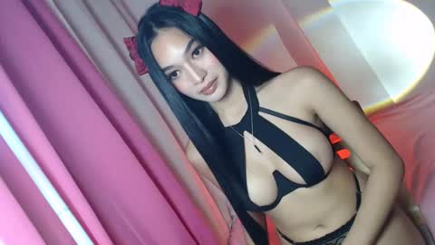 NewKarina online show from 02/11/25, 05:05