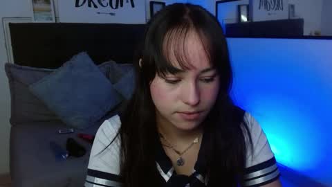 Snapshot of eymmy_24 chatting on 09/13/25, 02:22 eymmy_24 online show from 09/13/25, 02:22