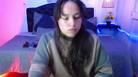 eymmy_24 online show from 09/21/25, 05:42