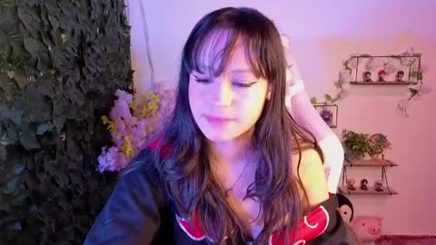 eymmy_24 online show from 05/03/26, 01:33