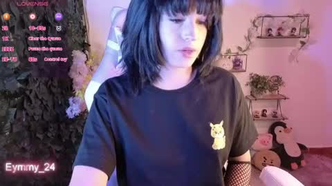 Snapshot of eymmy_24 chatting on 07/10/26, 01:43 eymmy_24 online show from 07/10/26, 01:43
