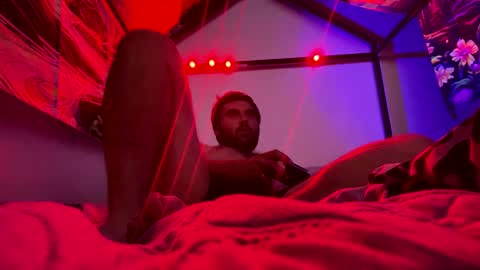 Snapshot of eze_369 chatting on 09/15/25, 02:00 eze_369 online show from 09/15/25, 02:00