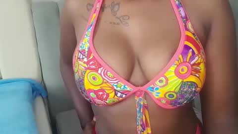 Snapshot of ezethu chatting on 01/09/26, 06:16 LieonEss online show from 01/09/26, 06:16