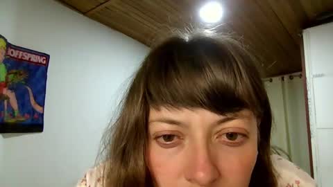 Snapshot of ezlngirl chatting on 02/18/25, 11:41 Aimee online show from 02/18/25, 11:41