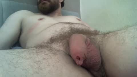 Snapshot of eznudist chatting on 06/24/26, 01:32 eznudist online show from 06/24/26, 01:32