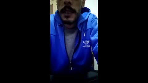 Snapshot of ezz_3zoo1 chatting on 03/18/26, 01:31 weza online show from 03/18/26, 01:31