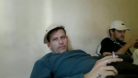 Snapshot of ezzcunha chatting on 05/13/26, 12:02 ezzcunha online show from 05/13/26, 12:02