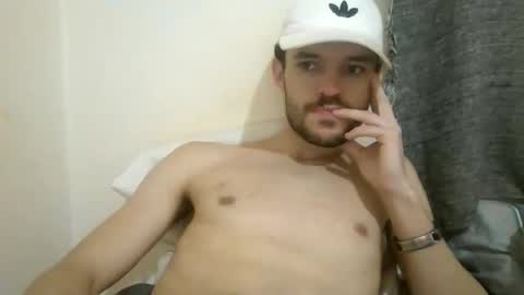 Snapshot of ezzcunha chatting on 06/06/26, 01:32 ezzcunha online show from 06/06/26, 01:32
