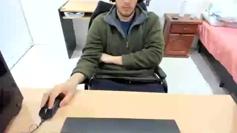 Ezzeq online show from 06/28/26, 05:08