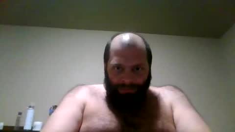 Snapshot of f00258543 chatting on 12/17/25, 01:55 Hairyhornydad online show from 12/17/25, 01:55