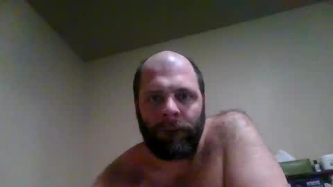 Snapshot of f00258543 chatting on 02/11/26, 01:10 Hairyhornydad online show from 02/11/26, 01:10