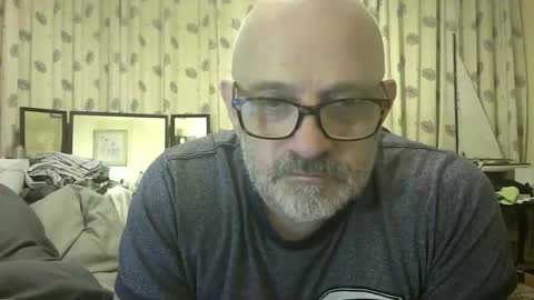 Snapshot of f1zzeek chatting on 03/21/26, 11:41 f1zzeek online show from 03/21/26, 11:41